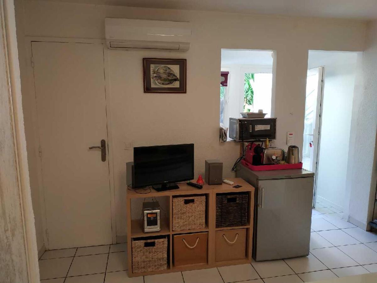 Studio Tout A Pieds Sanary-sur-Mer Buitenkant foto